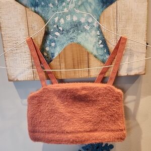 NWOT Gymshark Whitney Simmons Women's Sz XS Faux Fur Bra